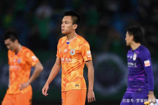 鲍尔家族成就斐然：朗佐宣布退役，兄弟们活跃赛场